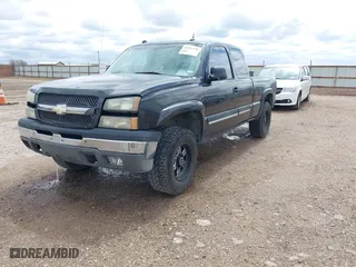 2004 Chevrolet Silverado 1500 Z71 with VIN 1GCEK19T74E208209, listed as a IAAI auction lot 41915790 with 1 mi miles. Bid and sale history available at carsss.com. Image 2.