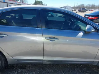 2016 Hyundai Sonata SE with VIN 5NPE24AF8GH413095, listed as a IAAI auction lot 41695202 with 136,175 mi miles and . Bid and sale history available at DreamBid. Image 13.