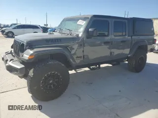 2022 Jeep Gladiator Texas Trail with VIN 1C6HJTAG8NL103449, listed as a Copart auction lot 49823595 with 60,902 mi miles and Salvage Title. Bid and sale history available at carsss.com. Image 1.