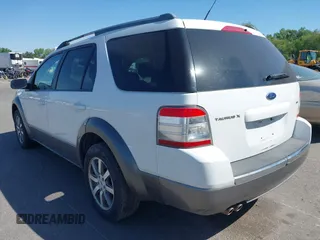 2008 Ford Taurus X SEL с VIN 1FMDK02W18GA00472, выставлен на аукционе IAAI как лот 42339407 с пробегом 236 212 миль миль и . История ставок и продаж доступна на DreamBid. Изображение 3.
