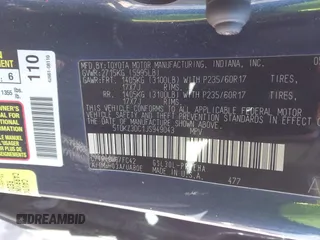 2018 Toyota Sienna LE Auto Access Seat with VIN 5TDKZ3DC1JS949043, listed as a IAAI auction lot 41529026 with 277,095 mi miles and . Bid and sale history available at DreamBid. Image 9.