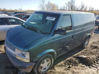 1995 Chevrolet Astro Cargo Van with VIN 1GCDM19W1SB176517, listed as a Copart auction lot 81538884 with 187,886 mi miles and Salvage Title. Bid and sale history available at carsss.com. Image 1.
