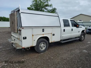 2015 Ford F-250 with VIN 1FD7W2BT4FEA28231, listed as a Copart auction lot 59860225 with 295,909 mi miles and Clean title. Bid and sale history available at DreamBid. Image 3.