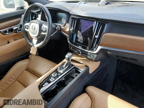2017 Volvo S90 Inscription with VIN YV1A22ML7H1001726, listed as a Copart auction lot 44503433 with 95,559 mi miles. Bid and sale history available at carsss.com. Image 9.
