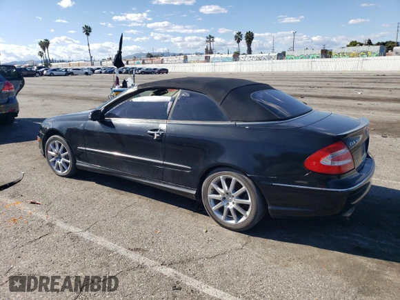 2005 Mercedes-Benz CLK 500 with VIN WDBTK75G05T048236, listed as a Copart auction lot 48063434 with 228,417 mi miles and Clean title. Bid and sale history available at DreamBid. Image 2.