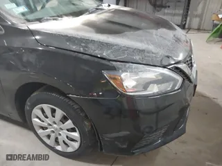 2017 Nissan Sentra SV with VIN 3N1AB7AP7HY392255, listed as a IAAI auction lot 41276778 with 15,736 mi miles. Bid and sale history available at carsss.com. Image 6.