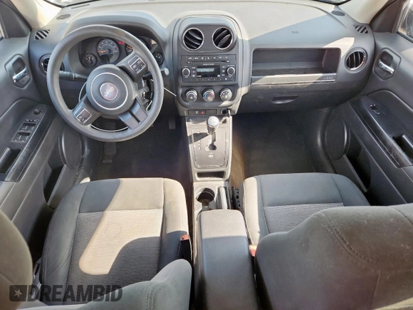 2016 Jeep Patriot Sport with VIN 1C4NJPBA0GD513110, listed as a Copart auction lot 61366905 with 109,521 mi miles and Salvage title. Bid and sale history available at DreamBid. Image 8.