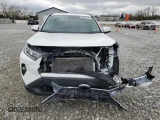 2020 Toyota RAV4 XLE with VIN 2T3P1RFV5LC070811, listed as a Copart auction lot 52326875 with 49,333 mi miles and Salvage Title. Bid and sale history available at carsss.com. Image 5.
