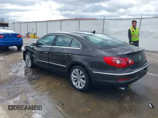 2010 Volkswagen CC Lux Plus with VIN WVWHN7AN6AE541937, listed as a IAAI auction lot 42018765 with 107,110 mi miles. Bid and sale history available at carsss.com. Image 3.