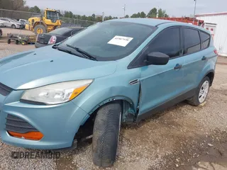 2013 Ford Escape S with VIN 1FMCU0F74DUA84047, listed as a IAAI auction lot 41907938 with 146,465 mi miles. Bid and sale history available at carsss.com. Image 6.