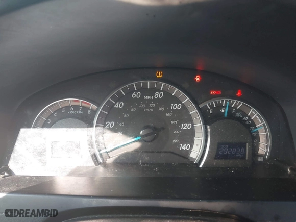 2014 Toyota Camry L with VIN 4T1BF1FKXEU781420, listed as a IAAI auction lot 41658212 with 293,283 mi miles. Bid and sale history available at carsss.com. Image 7.