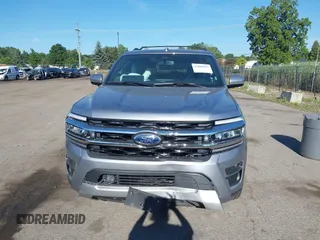 2024 Ford Expedition Limited with VIN 1FMJU2A86REA18667, listed as a IAAI auction lot 42809283 with 32,901 mi miles and . Bid and sale history available at DreamBid. Image 12.