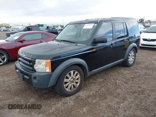 2006 Land Rover LR3 SE z VIN SALAE254X6A400611, wystawiony jako IAAI lot #42184061 z przebiegiem 161 517 mil mil oraz . Historia ofert i sprzedaży dostępna na DreamBid. Obrazek 2.