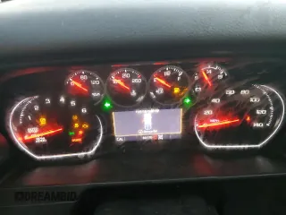 2021 Chevrolet Silverado 1500 LT with VIN 3GCUYDET2MG212792, listed as a Copart auction lot 72197924 with 80,770 mi miles and Salvage Title. Bid and sale history available at carsss.com. Image 9.