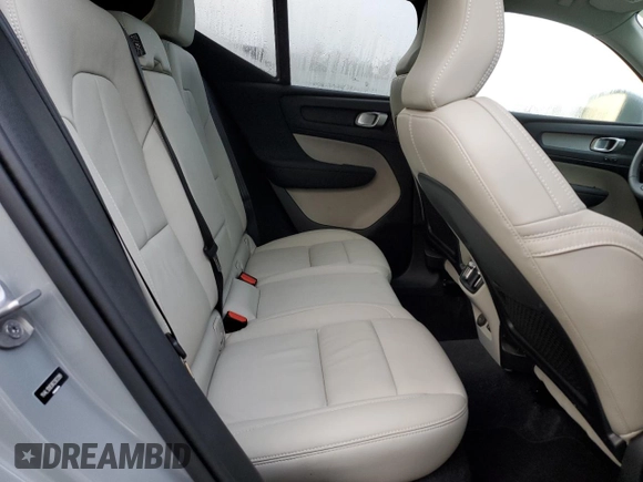 2024 Volvo XC40 Plus Bright Theme z VIN YV4L12UE0R2303399, wystawiony jako Copart lot #74531594 z przebiegiem 7 281 mil mil oraz Szkoda całkowita • Salvage title. Historia ofert i sprzedaży dostępna na DreamBid. Obrazek 11.