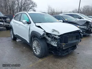 2021 Hyundai Kona SEL with VIN KM8K22AA8MU602483, listed as a IAAI auction lot 41450400 with 34,628 mi miles. Bid and sale history available at carsss.com. Image 1.