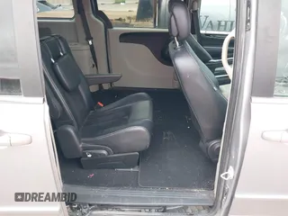 2017 Dodge Grand Caravan SXT with VIN 2C4RDGCG2HR842871, listed as a IAAI auction lot 42074716 with 174,227 mi miles and . Bid and sale history available at DreamBid. Image 8.