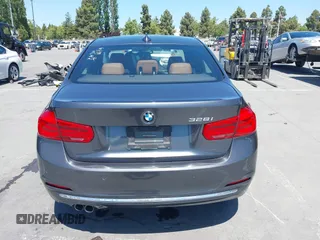 2016 BMW 3 Series 328i z VIN WBA8E9G52GNT84514, wystawiony jako IAAI lot #42396193 z przebiegiem 94 961 mil mil oraz . Historia ofert i sprzedaży dostępna na DreamBid. Obrazek 15.