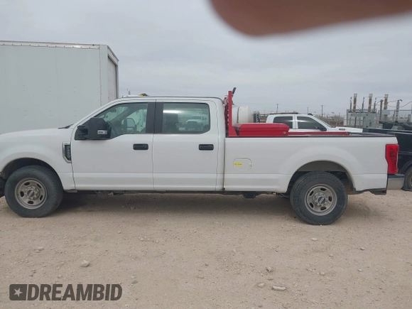 2017 Ford F-350 XL with VIN 1FT7W3AT2HED60747, listed as a IAAI auction lot 41734657 with 182,577 mi miles and . Bid and sale history available at DreamBid. Image 14.
