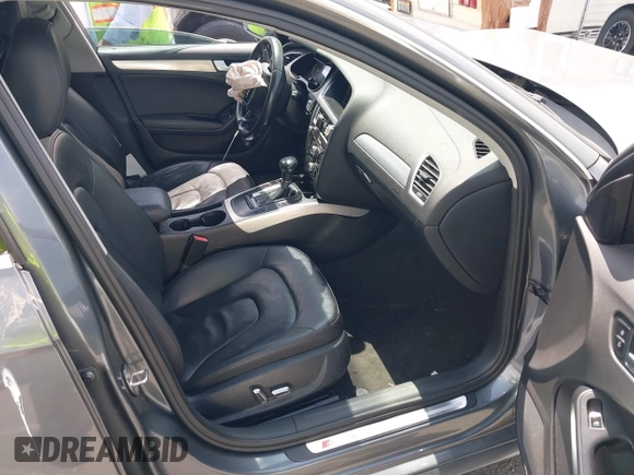 2014 Audi A4 Premium with VIN WAUAFAFL0EN045957, listed as a IAAI auction lot 42032316 with 1 mi miles. Bid and sale history available at carsss.com. Image 5.