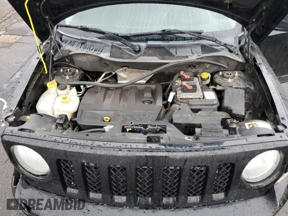 2016 Jeep Patriot Latitude z VIN 1C4NJRFB6GD500473, wystawiony jako Copart lot #54209335 z przebiegiem 157 945 mil mil oraz Szkoda całkowita • Salvage title. Historia ofert i sprzedaży dostępna na DreamBid. Obrazek 11.