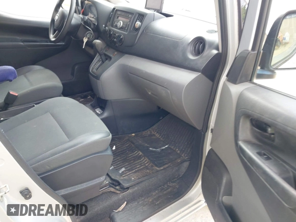 2013 Nissan NV200 SV with VIN 3N6CM0KN1DK692341, listed as a IAAI auction lot 42425875 with 100,986 mi miles and . Bid and sale history available at DreamBid. Image 5.