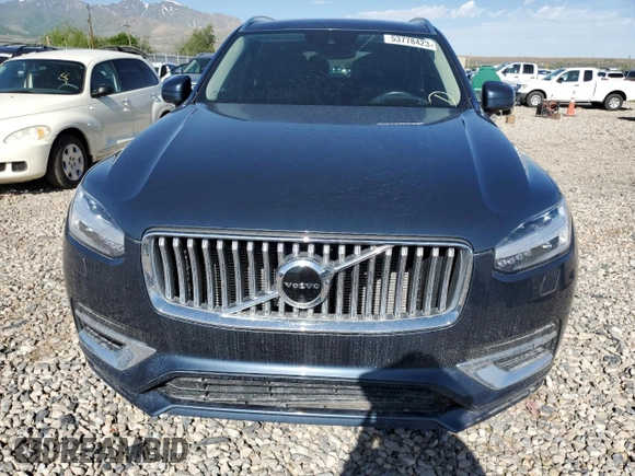 2021 Volvo XC90 Inscription Expression with VIN YV4BR00K8M1733412, listed as a Copart auction lot 53778423 with 32,363 mi miles. Bid and sale history available at carsss.com. Image 5.