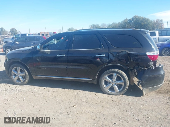 2013 Dodge Durango Citadel z VIN 1C4RDHEG2DC674736, wystawiony jako IAAI lot #40948649 z przebiegiem 75 461 mil mil oraz . Historia ofert i sprzedaży dostępna na DreamBid. Obrazek 14.