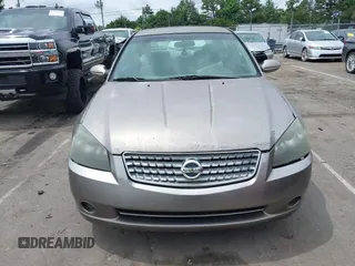 2005 Nissan Altima 2.5 z VIN 1N4AL11E05C141724, wystawiony jako IAAI lot #42482284 z przebiegiem 166 296 mil mil oraz . Historia ofert i sprzedaży dostępna na DreamBid. Obrazek 6.