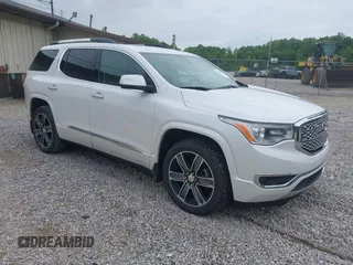 2017 GMC Acadia Denali z VIN 1GKKNXLS6HZ117772, wystawiony jako IAAI lot #42219828 z przebiegiem 140 125 mil mil oraz . Historia ofert i sprzedaży dostępna na DreamBid. Obrazek 1.