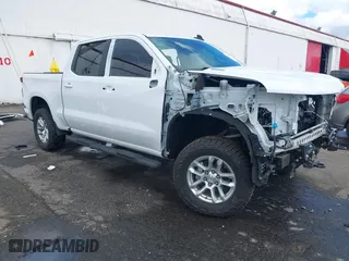 2023 Chevrolet Silverado 1500 LT with VIN 3GCUDDE83PG248745, listed as a IAAI auction lot 41765367 with 31,256 mi miles. Bid and sale history available at carsss.com. Image 1.