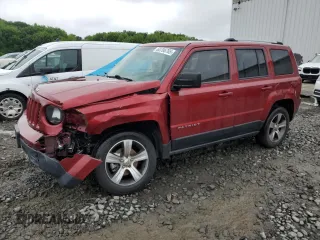 2016 Jeep Patriot Latitude with VIN 1C4NJRFB2GD596750, listed as a Copart auction lot 60706765 with 74,328 mi miles and Salvage title. Bid and sale history available at DreamBid. Image 1.