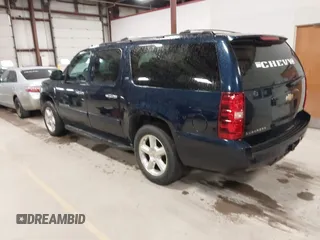 2007 Chevrolet Suburban LT with VIN 3GNFC16057G210492, listed as a IAAI auction lot 41743673 with 258,133 mi miles and . Bid and sale history available at DreamBid. Image 3.
