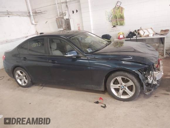 2014 BMW 3 Series 328d xDrive with VIN WBA3D5C57EKX96972, listed as a IAAI auction lot 41319580 with 171,355 mi miles. Bid and sale history available at carsss.com. Image 13.