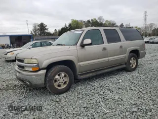 2003 Chevrolet Suburban Z71 z VIN 3GNFK16Z23G187474, wystawiony jako Copart lot #51520675 z przebiegiem 247 872 mil mil oraz Czysty tytuł • Clean title. Historia ofert i sprzedaży dostępna na DreamBid. Obrazek 1.