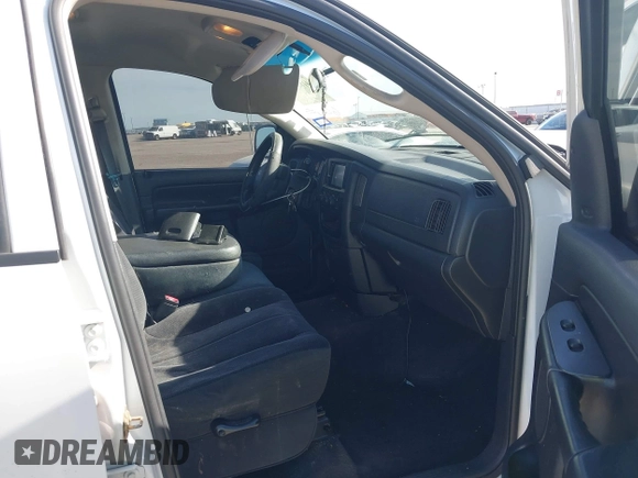 2004 Dodge 1500 SLT with VIN 1D7HA18N24J181114, listed as a IAAI auction lot 41824683 with 247,995 mi miles. Bid and sale history available at carsss.com. Image 5.