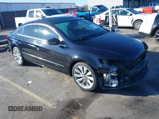 2013 Volkswagen CC VR6 Lux with VIN WVWHU7AN8DE509059, listed as a IAAI auction lot 41402695 with 123,518 mi miles. Bid and sale history available at carsss.com. Image 1.