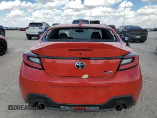 2022 Toyota GR86 Premium with VIN JF1ZNBF18N8756677, listed as a Copart auction lot 68984304 with 3,474 mi miles and Clean Title. Bid and sale history available at carsss.com. Image 6.