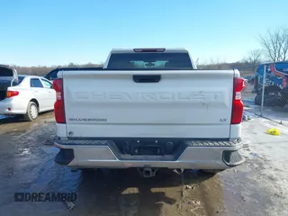 2020 Chevrolet Silverado 1500 LT with VIN 1GCRYDEK7LZ304671, listed as a IAAI auction lot 41460136 with 77,299 mi miles. Bid and sale history available at carsss.com. Image 17.