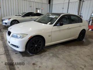 2011 BMW 3 Series 328i xDrive z VIN WBAPK7C52BF085543, wystawiony jako Copart lot #57506995 z przebiegiem Nie podano mil oraz Czysty tytuł • Clean title. Historia ofert i sprzedaży dostępna na DreamBid. Obrazek 1.