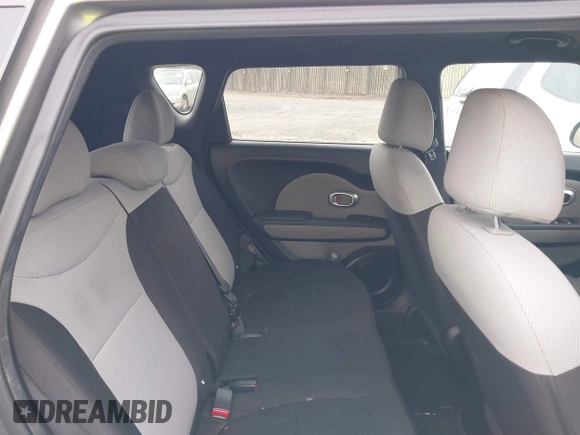 2018 Kia Soul with VIN KNDJN2A2XJ7522743, listed as a IAAI auction lot 41910067 with 103,388 mi miles. Bid and sale history available at carsss.com. Image 8.