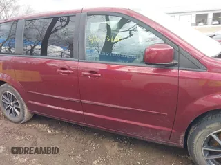 2017 Dodge Grand Caravan SE with VIN 2C4RDGBG6HR846178, listed as a IAAI auction lot 41673660 with 92,808 mi miles and . Bid and sale history available at DreamBid. Image 14.