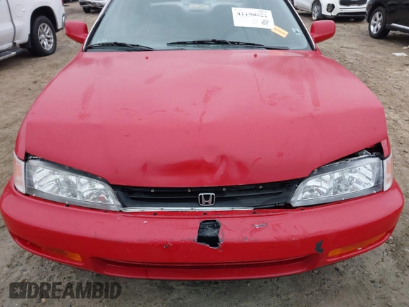 1997 Honda Accord LX with VIN 1HGCD5637VA145622, listed as a IAAI auction lot 41190021 with 326,395 mi miles and . Bid and sale history available at carsss.com. Image 6.