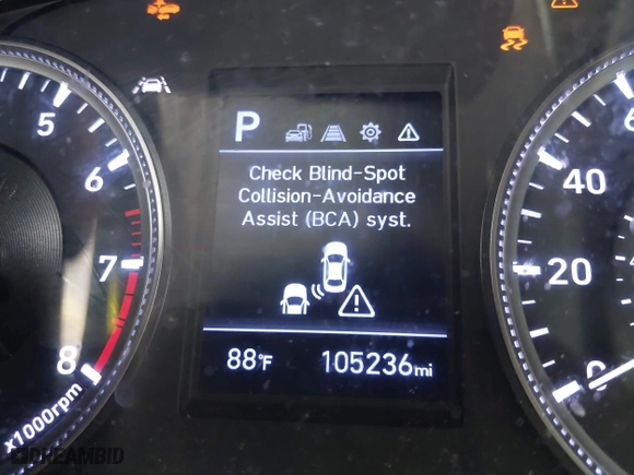 2019 Hyundai Santa Fe SE with VIN 5NMS23AD1KH067456, listed as a IAAI auction lot 41867362 with 105,236 mi miles. Bid and sale history available at carsss.com. Image 16.