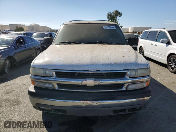 2000 Chevrolet Suburban LT with VIN 3GNFK16T8YG186798, listed as a Copart auction lot 73333444 with 253,866 mi miles and Salvage Title. Bid and sale history available at carsss.com. Image 5.
