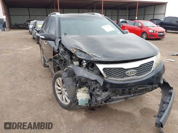 2011 Kia Sorento EX with VIN 5XYKU4A13BG057477, listed as a IAAI auction lot 41512528 with 127,923 mi miles. Bid and sale history available at carsss.com. Image 6.