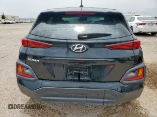 2021 Hyundai Kona SE z VIN KM8K12AA4MU634494, wystawiony jako Copart lot #57092075 z przebiegiem 71 608 mil mil oraz Czysty tytuł • Clean title. Historia ofert i sprzedaży dostępna na DreamBid. Obrazek 6.