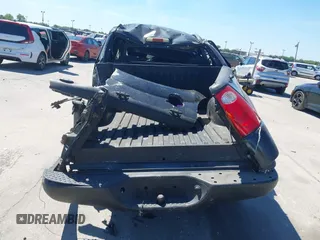 2001 Ford Explorer Sport Trac z VIN 1FMZU67E51UC42109, wystawiony jako IAAI lot #41840669 z przebiegiem 270 992 mil mil oraz . Historia ofert i sprzedaży dostępna na DreamBid. Obrazek 16.