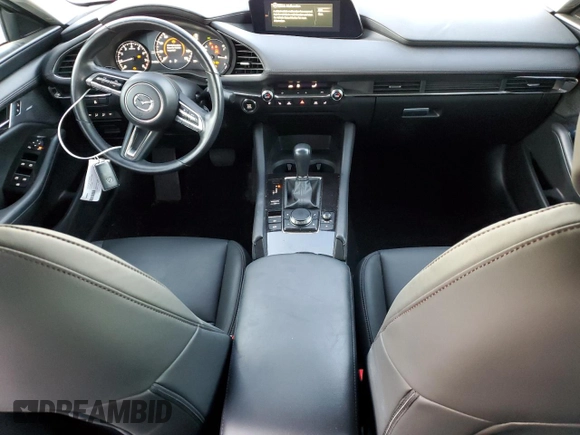 2022 Mazda 3 2.5 Turbo z VIN 3MZBPBAY7NM300608, wystawiony jako Copart lot #41694185 z przebiegiem 21 499 mil mil oraz Szkoda całkowita • Salvage title. Historia ofert i sprzedaży dostępna na DreamBid. Obrazek 8.