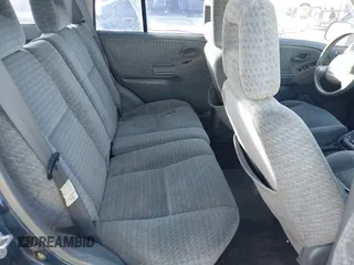 2003 Suzuki Vitara z VIN 2S3TE52V436101091, wystawiony jako IAAI lot #41472279 z przebiegiem 163 429 mil mil oraz . Historia ofert i sprzedaży dostępna na DreamBid. Obrazek 8.